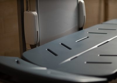 Close-up-on-bed-400x284